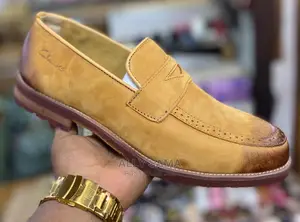 Clark's 3colours