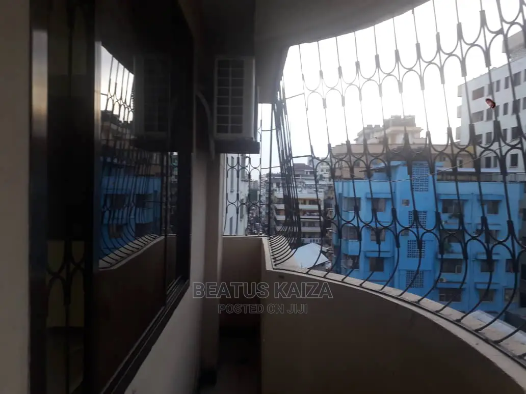 2bdrm Block of Flats in Lumumba Kariakoo for rent