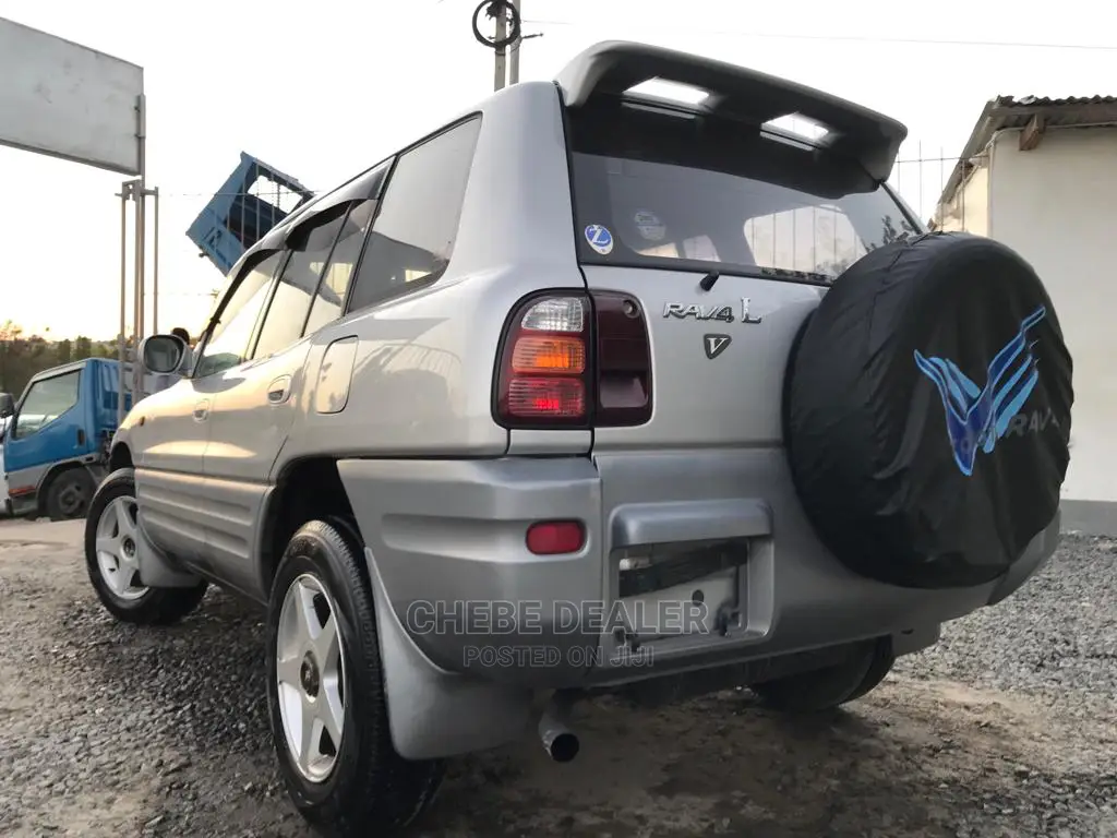 Toyota RAV4 1998 Silver