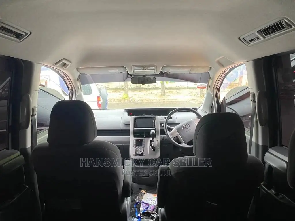 Toyota Noah 2008 Black
