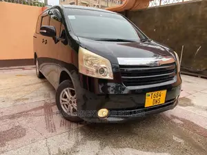 Toyota Noah 2008 Black