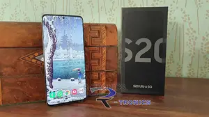 New Samsung Galaxy S20 Ultra 128 GB Black