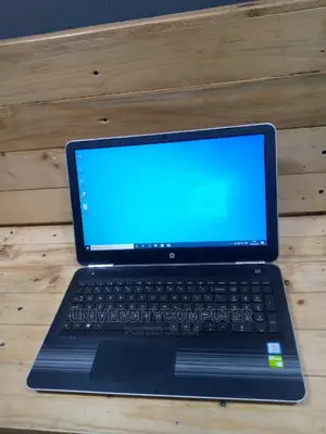 Laptop HP Pavilion 15 8GB Intel Core I5 HDD 1T
