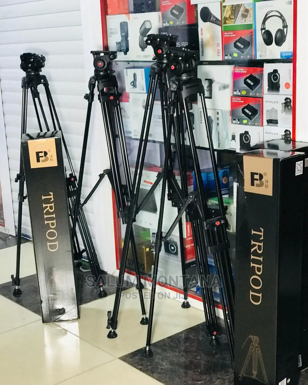 Heavy Tripod Stand