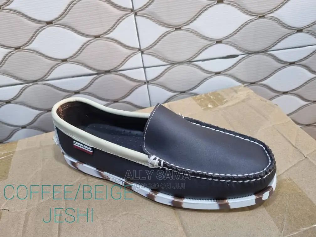 Sebago Brown