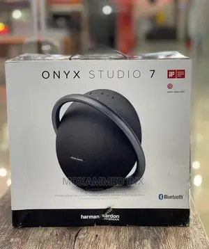 Onyx Studio 7