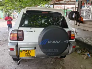 Toyota RAV4 2003 Automatic White