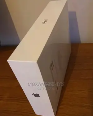 New Apple iPad 9.7 64 GB Silver