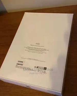 New Apple iPad 9.7 64 GB Silver