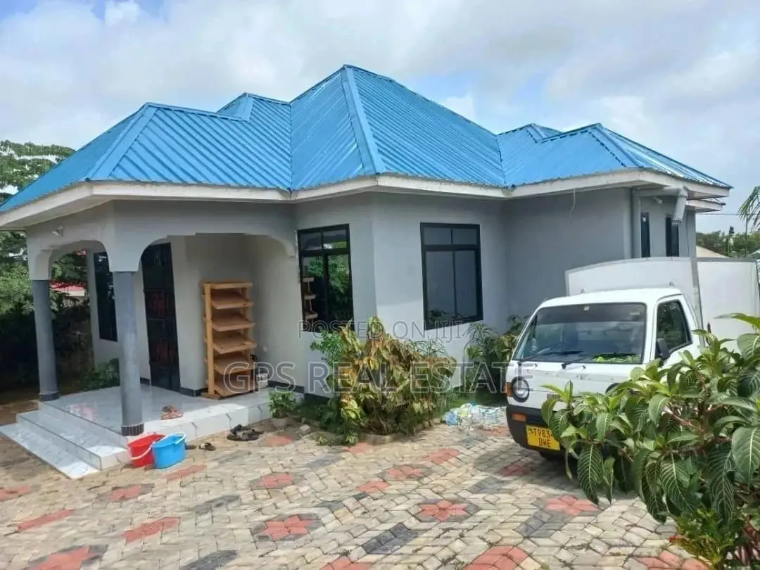 3bdrm House in Safari Mansa, Kinondoni for Sale