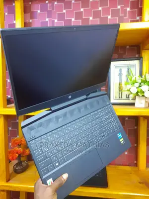New Laptop HP Pavilion 15 8GB Intel Core I5 HDD 500GB