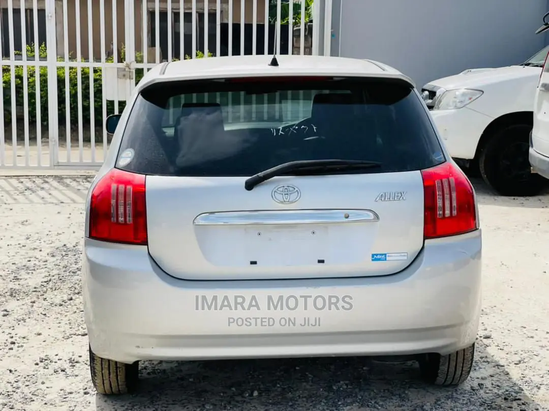 Toyota Allex 2001 Silver
