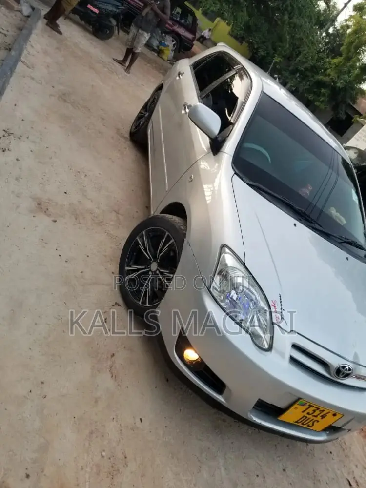 Toyota Allex 2003 Silver