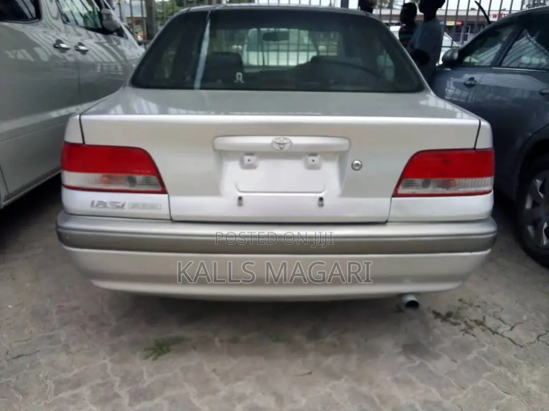Toyota Carina 2001 Silver