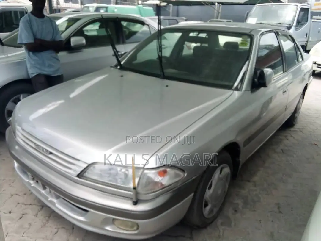 Toyota Carina 2001 Silver