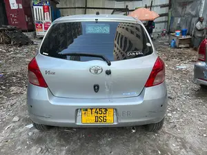 Toyota Vitz 2006 1.0 FWD 3dr Silver