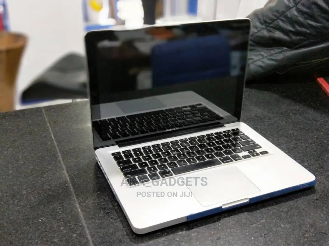 Laptop Apple MacBook 2010 8GB Intel Core 2 Duo HDD 500GB