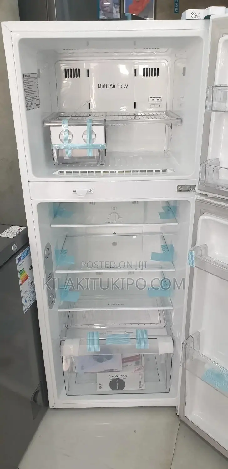 LG Refrigerator Freezer 260L