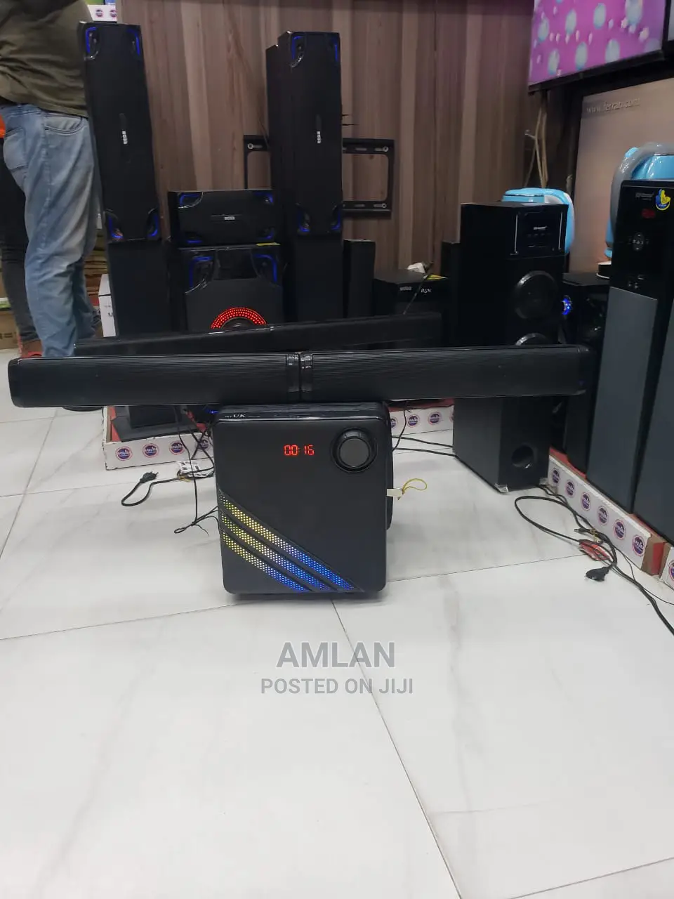 Uk Subwoofer / Sound Bar T 22