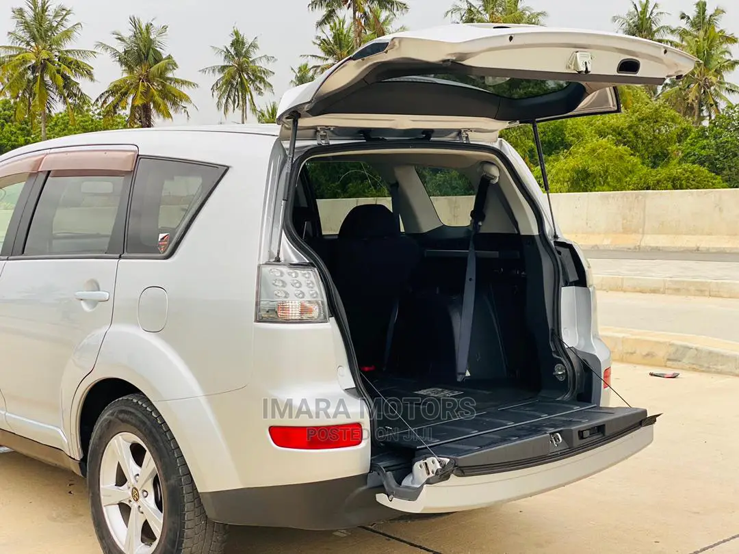 Mitsubishi Outlander 2006 Silver