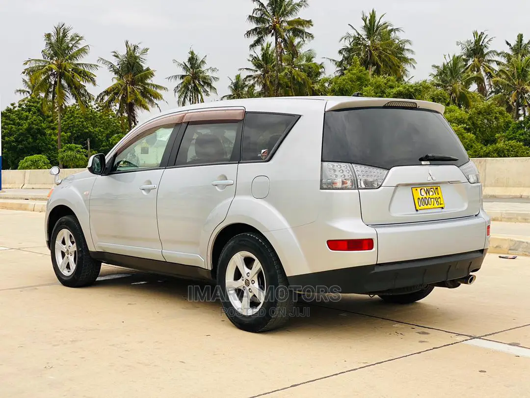 Mitsubishi Outlander 2006 Silver