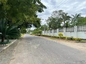 4bdrm House in Safari Mansa, Kinondoni for Sale
