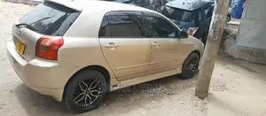 Toyota Corolla RunX 2002 Gold