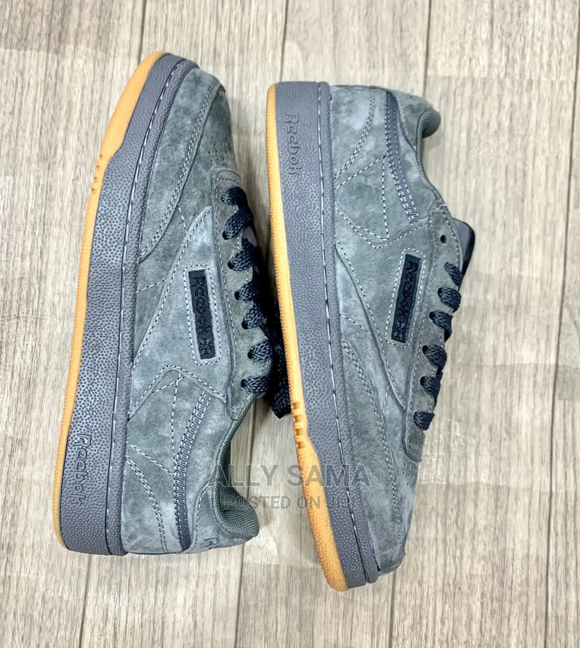Reebok 4colours