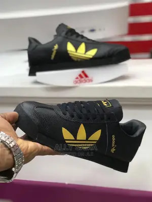 Adidas Black Yellow