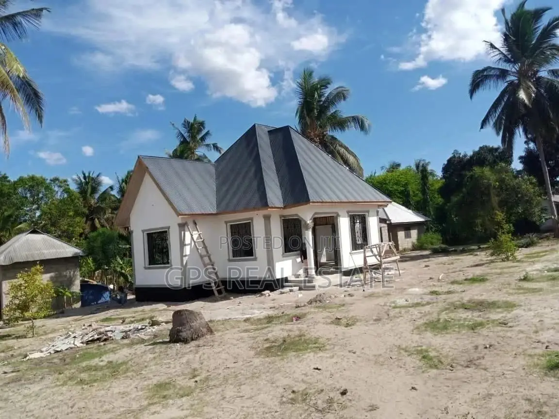 3bdrm House in Safari Mansa, Ilala for Sale