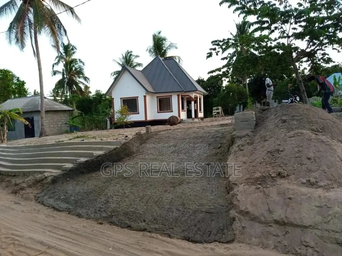 3bdrm House in Safari Mansa, Ilala for Sale