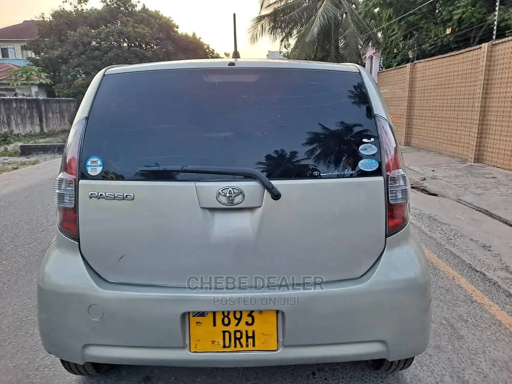 Toyota Passo 1.0 AWD 2005 Silver