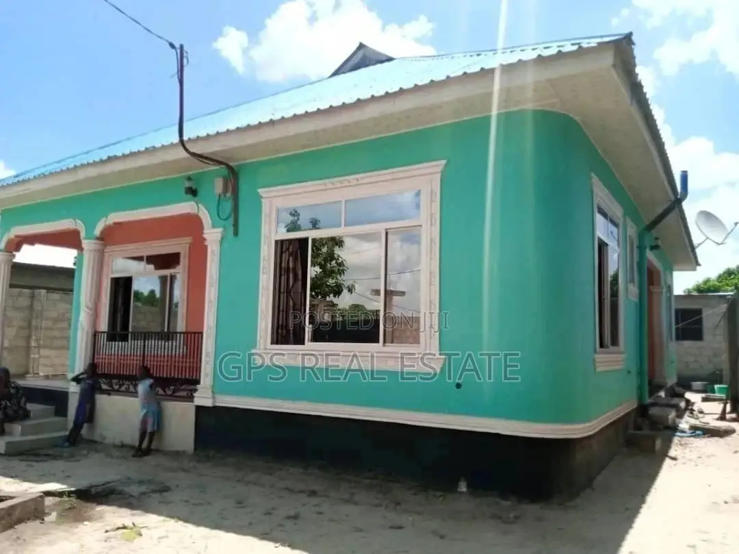 3bdrm House in Safari Mansa, Ilala for Sale