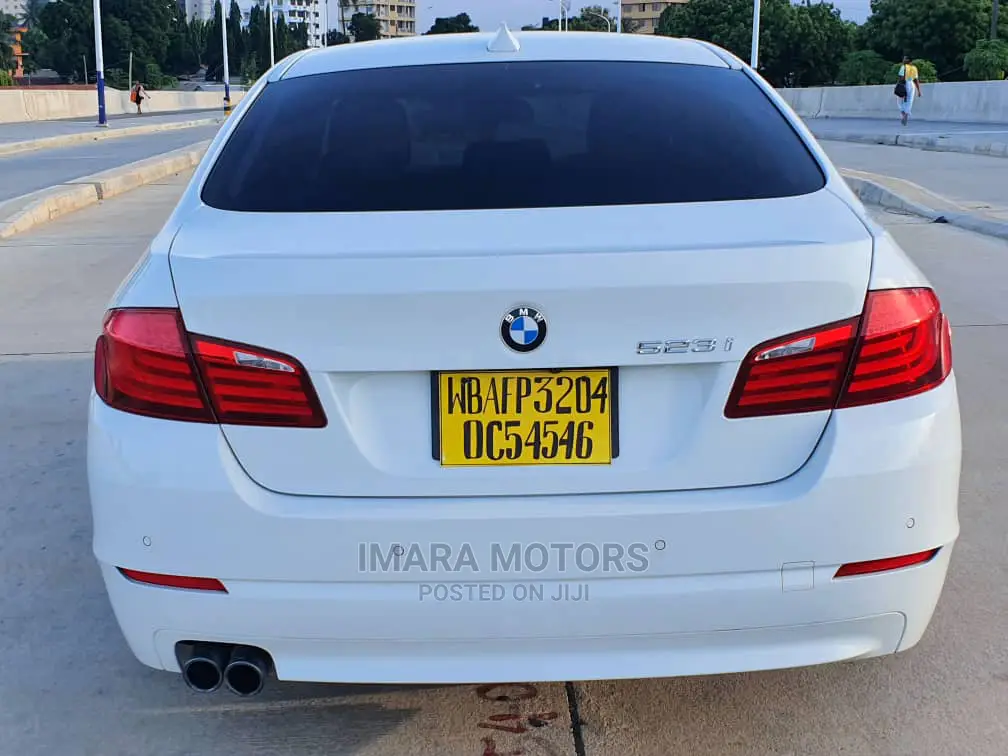 BMW 5 Series 2011 White