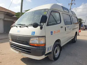Toyota Hiace 1997 White
