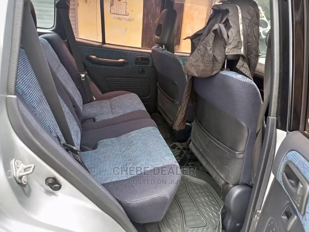Toyota RAV4 1999 Base FWD Silver