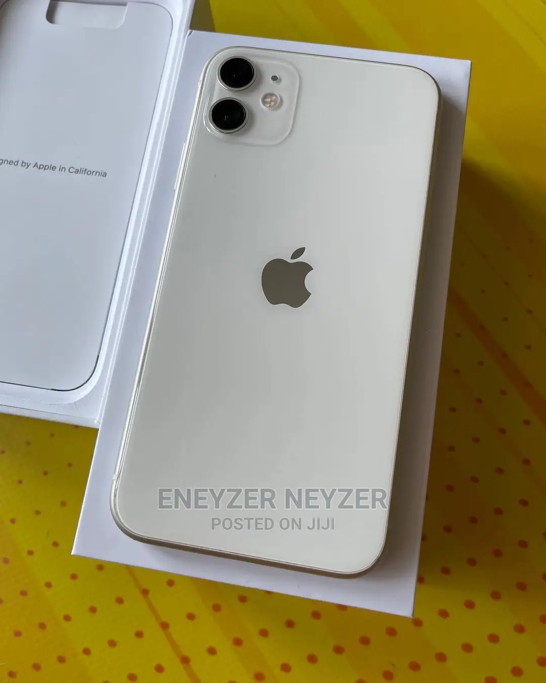 New Apple iPhone 11 64 GB White