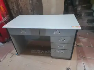 Meza Ya Office