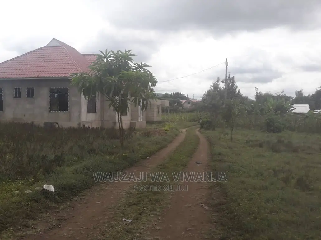 Viwanja Vilivyopimwa Kisheria