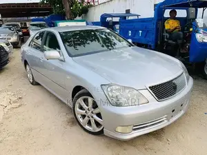 Toyota Crown 2006 Silver