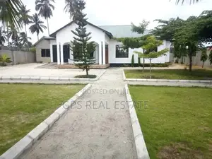3bdrm House in Safari Mansa, Ilala for Sale