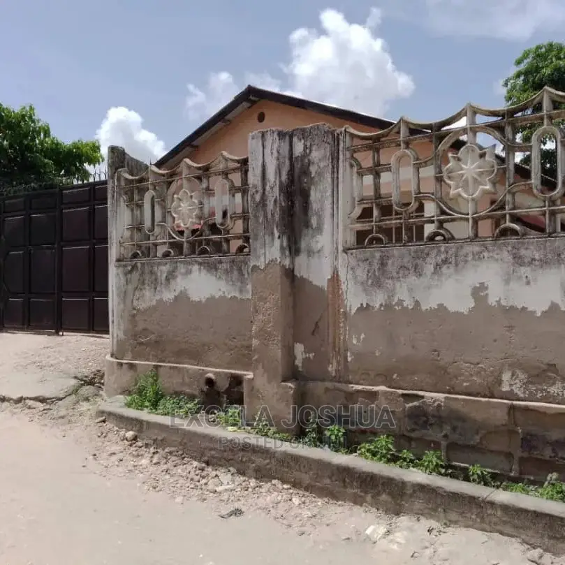 4bdrm House in , Tabata for Sale