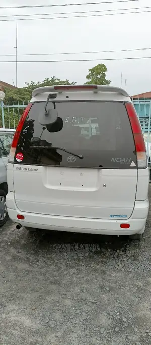 Toyota Lite-Ace 1999
