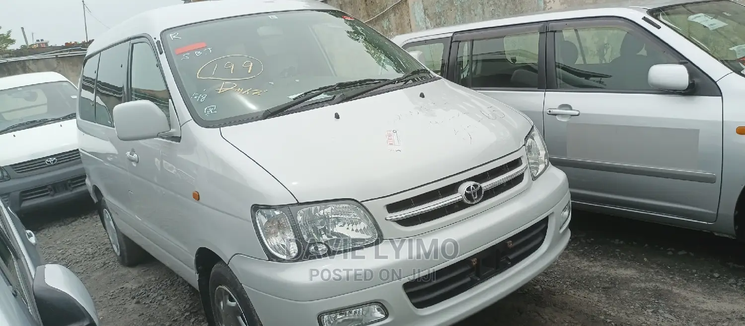 Toyota Lite-Ace 1999