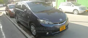 Toyota Wish 2010 Blue