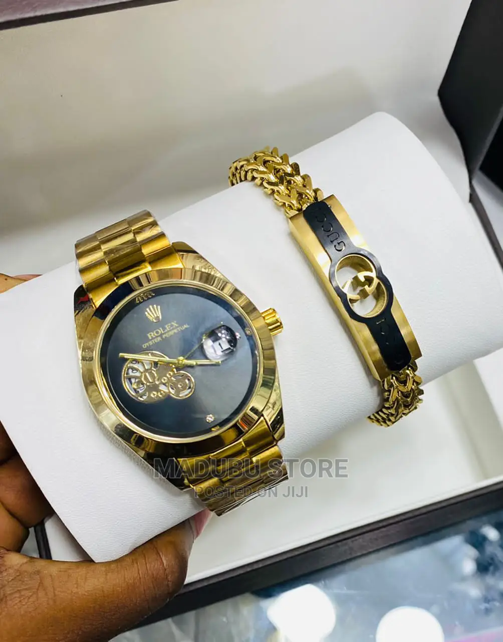 A Set of Watch and Bracelet