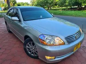 Toyota Mark II 2002 Silver