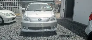 Toyota Raum 2008 Silver