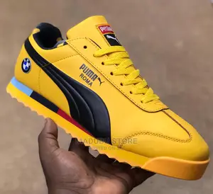 Puma Sneakers