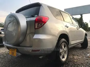 Toyota RAV4 2008 Silver